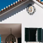 Surfinn Lisbon Panzió Costa de Caparica