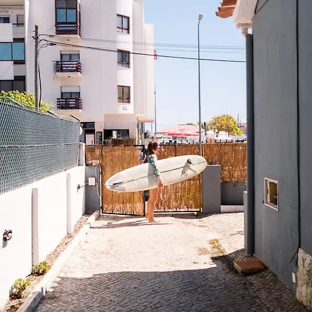 Surfinn Lisbon ベッド・アンド・ブレックファスト コスタ・ダ・カパリカ