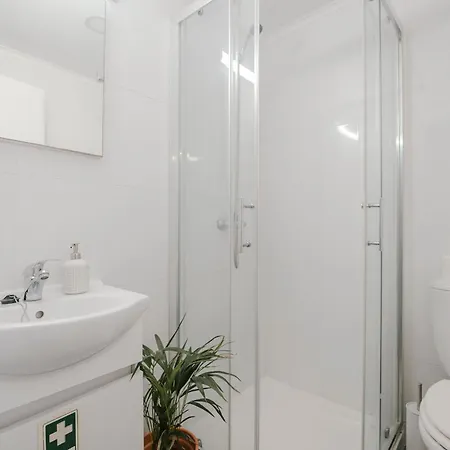 Surfinn Lisbon ベッド・アンド・ブレックファスト 4*