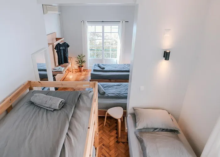 Bed & Breakfast Surfinn Lisbon