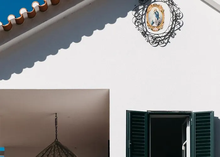 Surfinn Lisbon Bed & Breakfast Costa de Caparica
