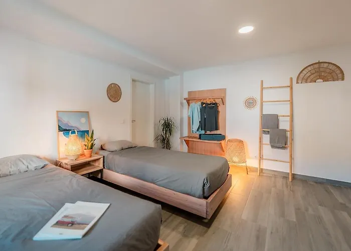 Surfinn Lisbon Bed & Breakfast 4*