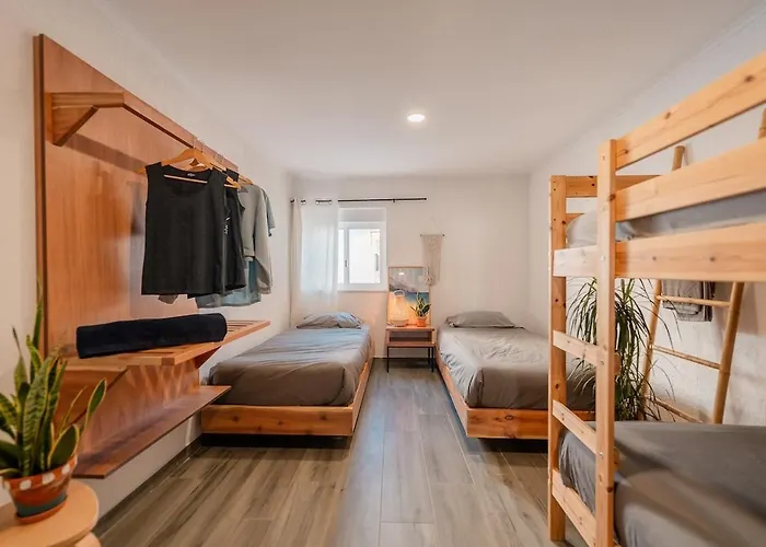 Surfinn Lisbon 4*
