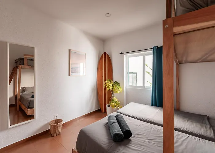 Surfinn Lisbon Bed & Breakfast Costa de Caparica