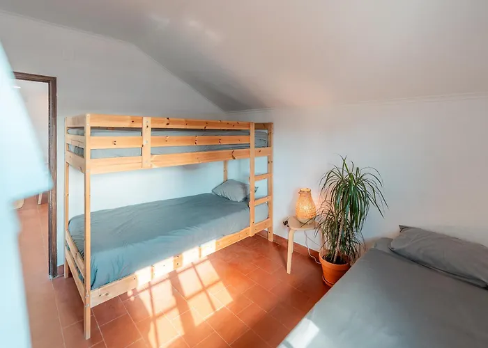 Bed & Breakfast Surfinn Lisbon Costa de Caparica