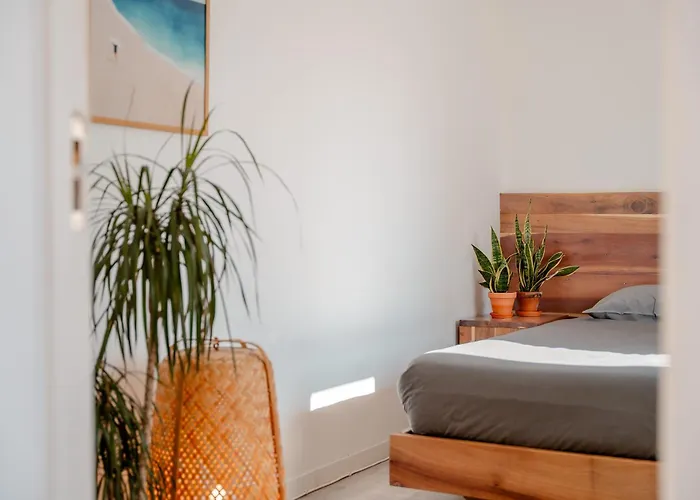 Surfinn Lisbon Bed & Breakfast 4*