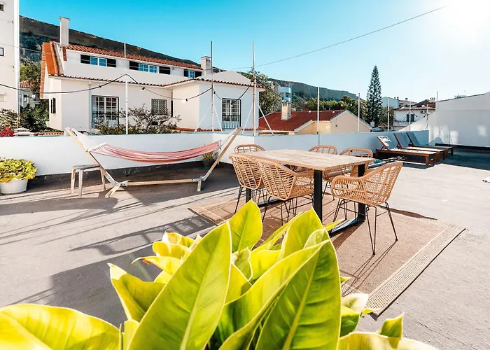 Surfinn Lisbon 4*