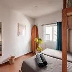 Surfinn Lisbon Bed and breakfast Costa da Caparica