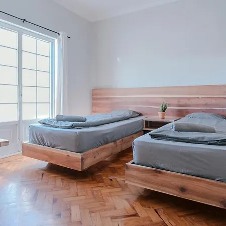 Surfinn Lisbon 4* Кошта-да-Капарика